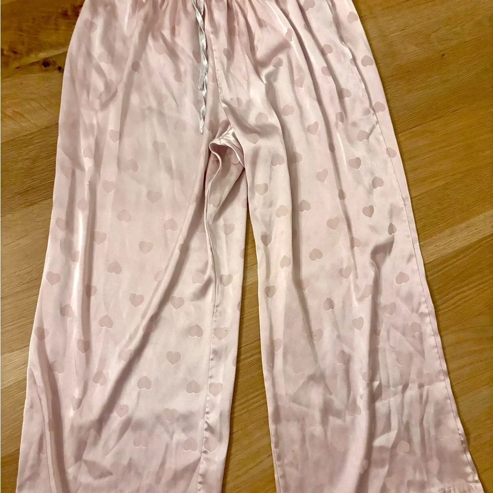 BCBG pink Heart Print Women's Pajama Set - Picture 5 of 6